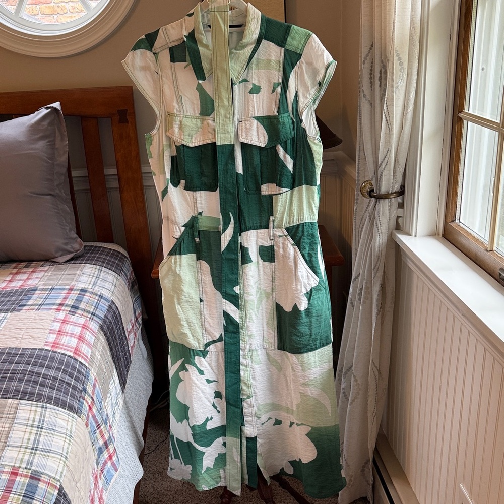 White House Black Market Green and White Midi Dress